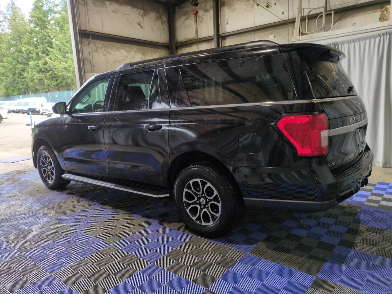 2022 Ford Expedition VIN 1FMJK1JT6NEA53370 Copart auction photo, front end damage thumbnail 2