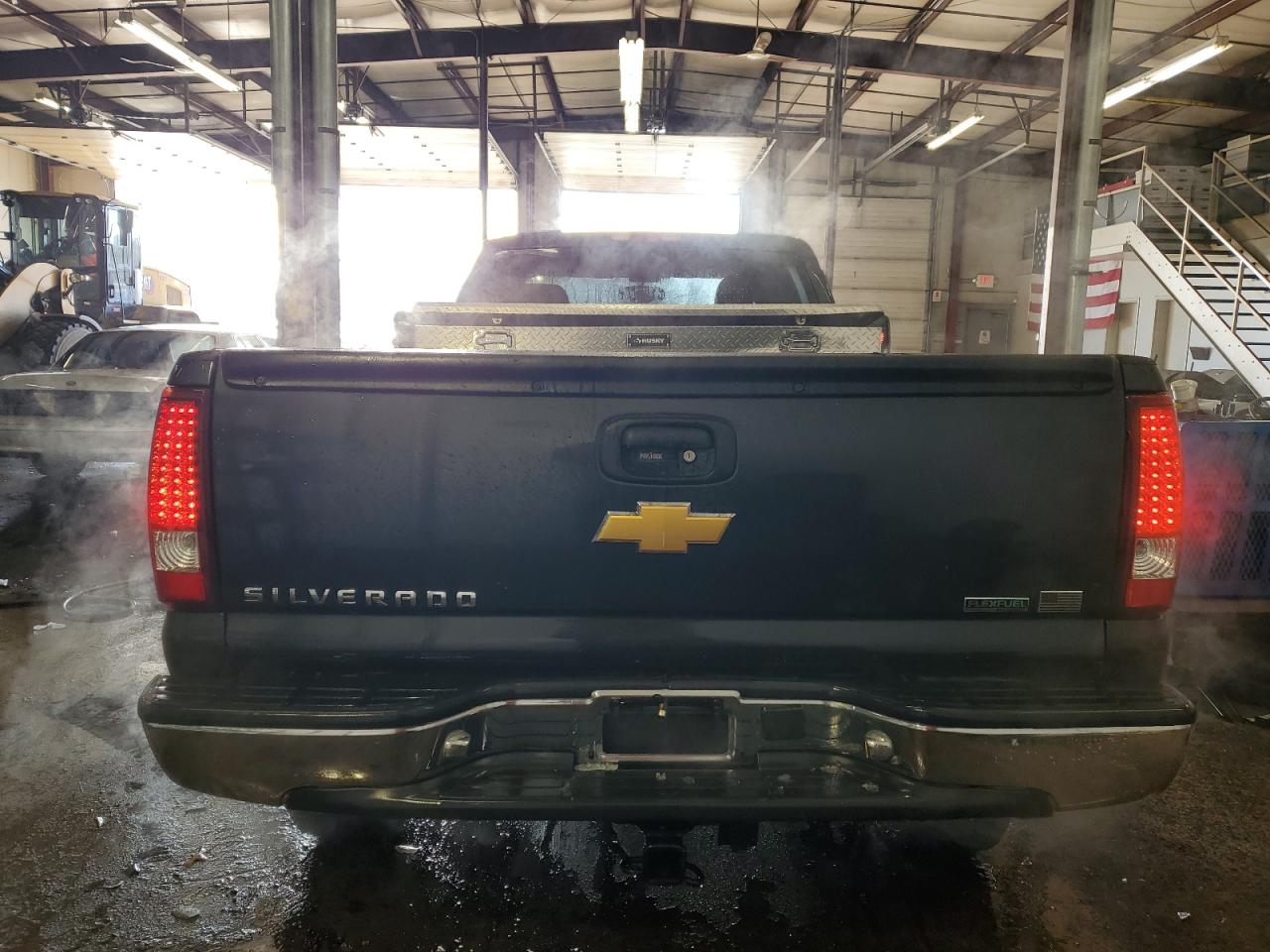 2005 Chevrolet Silverado VIN 1GCEC14Z75Z250012 Copart auction photo, front end damage thumbnail 6