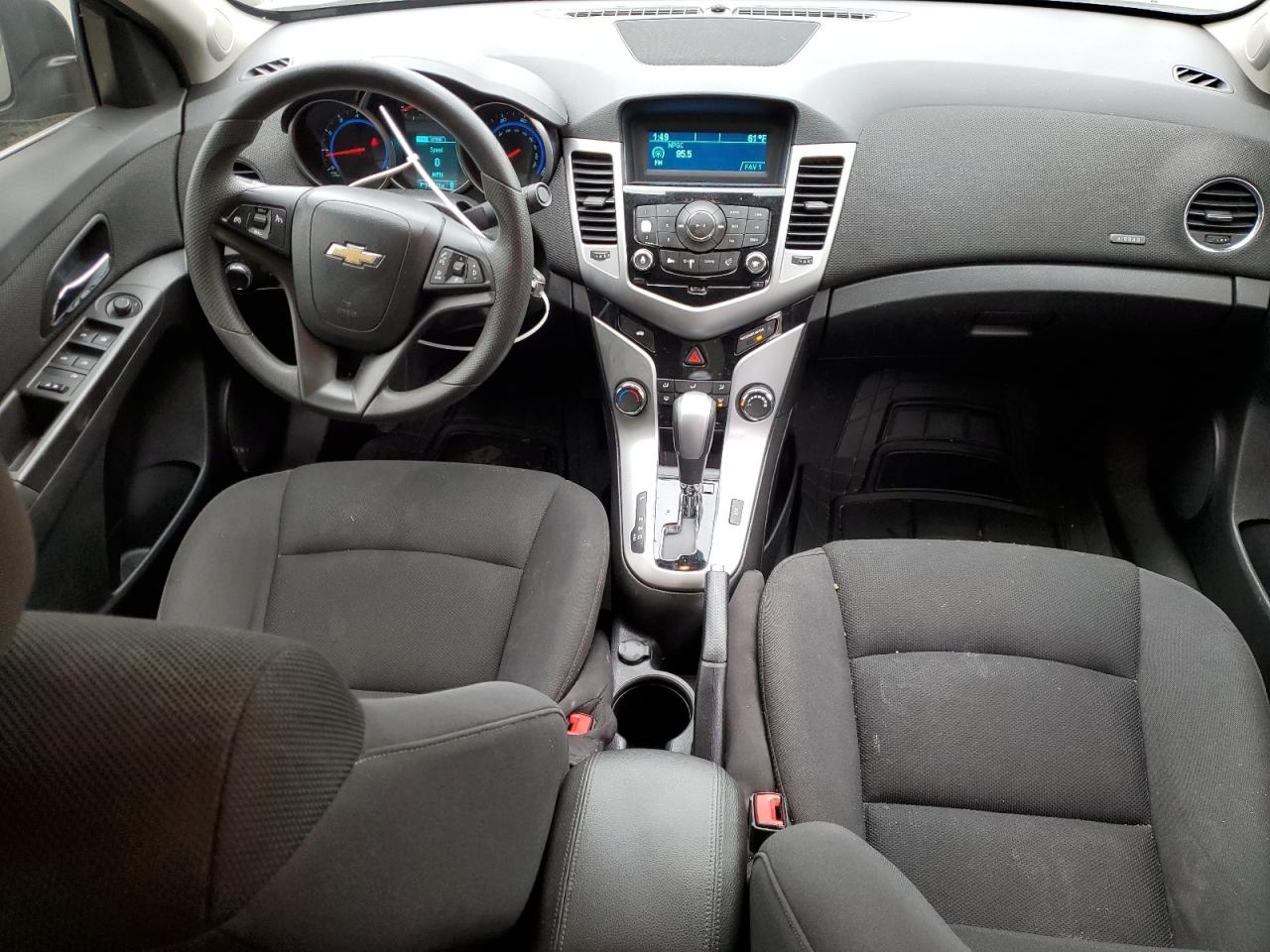 2016 Chevrolet Cruze VIN 1G1PE5SB4G7160663 Copart auction photo, front end damage thumbnail 8