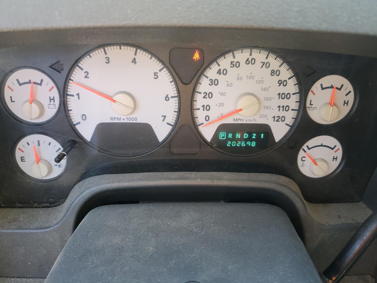 2007 Dodge RAM VIN 1D7HU182X7J622733 Copart auction photo, mechanical damage thumbnail 9