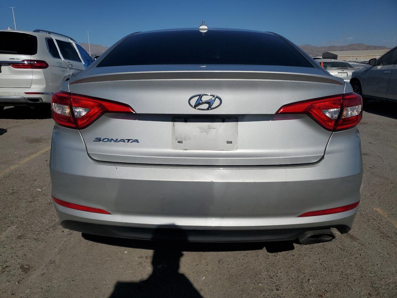 2017 Hyundai Sonata VIN 5NPE24AF1HH560988 Copart auction photo, vandalism damage thumbnail 6