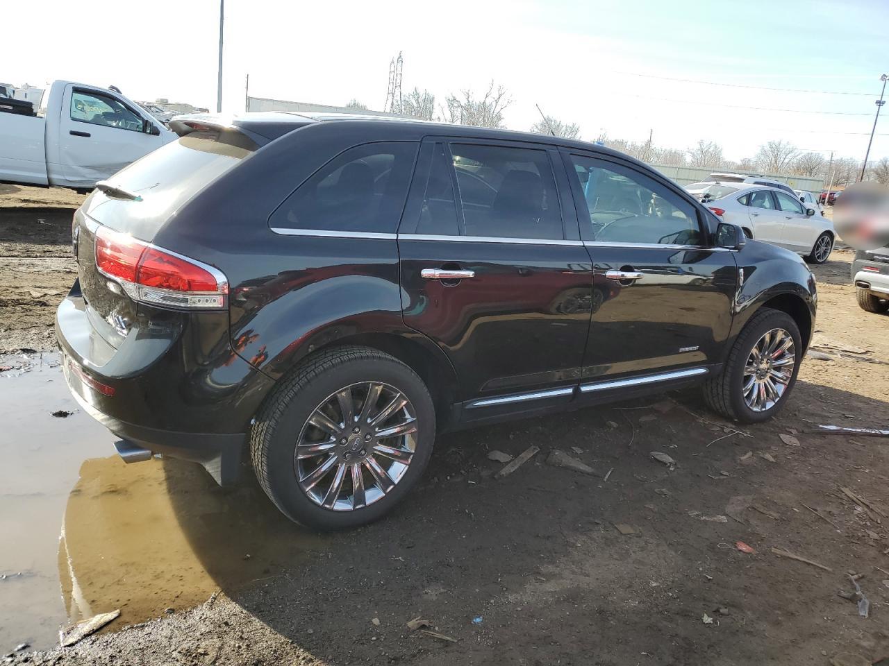 2012 Lincoln MKX VIN 2LMDJ8JKXCBL17039 Copart auction photo, rear end damage thumbnail 3