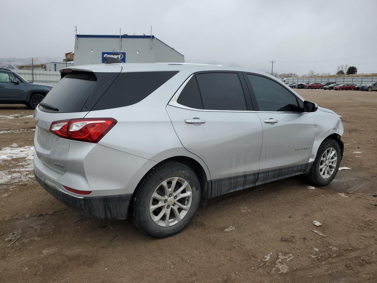 2018 Chevrolet Equinox VIN 2GNAXSEV3J6203786 Copart auction photo, front end damage thumbnail 3