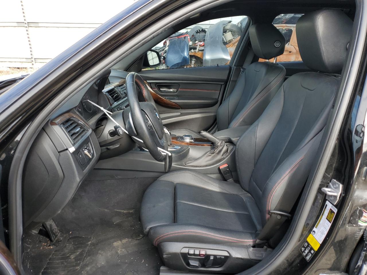 2015 BMW 3er VIN WBA3B3C53FJ985524 Copart auction photo, all over / undercarriage damage thumbnail 7