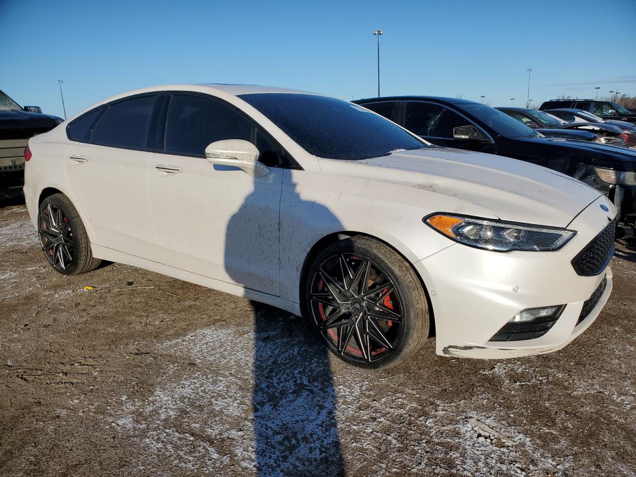 2019 Ford Fusion VIN 3FA6P0VP0KR108137 Copart auction photo, front end / side damage thumbnail 4