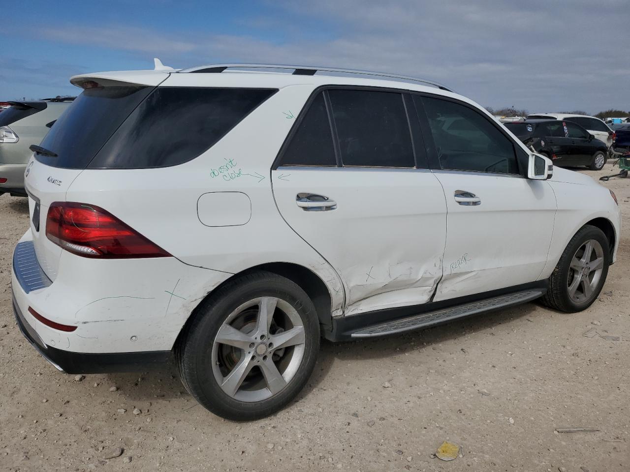 2016 Mercedes-Benz GLE VIN 4JGDA0EBXGA691501 Copart auction photo, side / undercarriage damage thumbnail 3