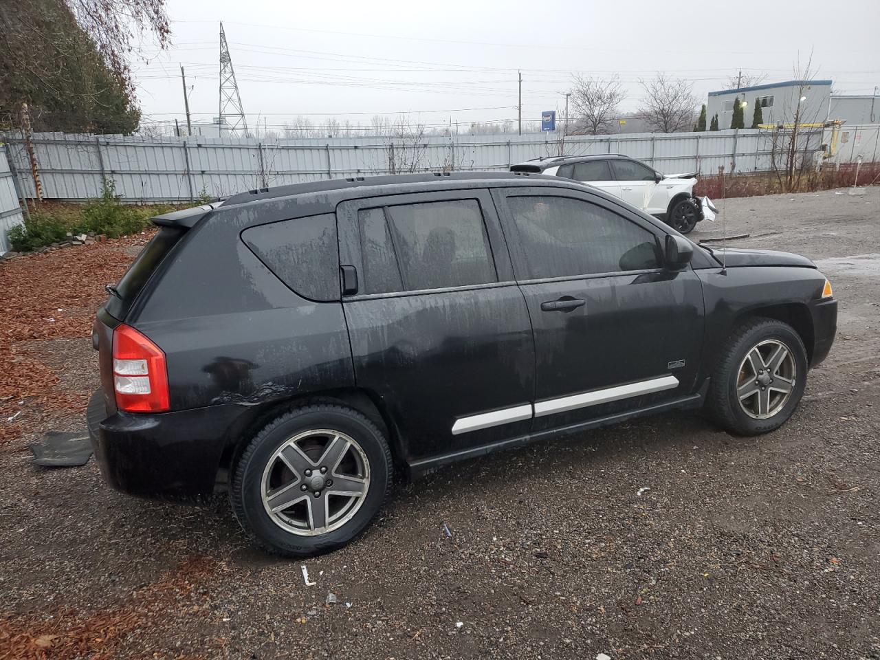 2009 Jeep Compass VIN 1J4FT47B89D242342 Copart auction photo, mechanical / side damage thumbnail 3