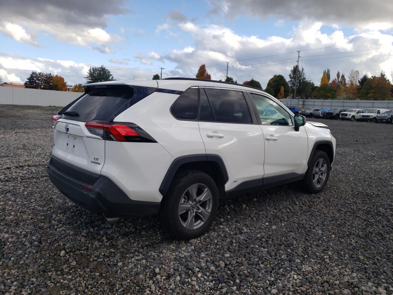 2022 Toyota RAV 4 VIN 4T3LWRFV0NU077067 Copart auction photo, front end damage thumbnail 3