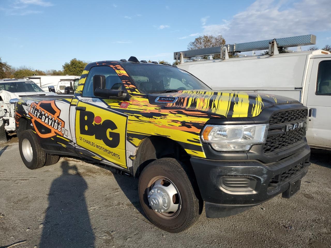2022 RAM 3500 VIN 3C63RRAL9NG294315 Copart auction photo, side / minor dent/scratches damage thumbnail 4