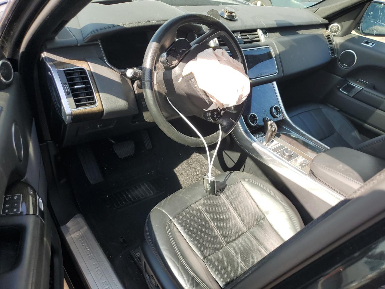 2019 Land Rover Range Rover VIN SALWR2RV4KA842291 Copart auction photo, front end / side damage thumbnail 8