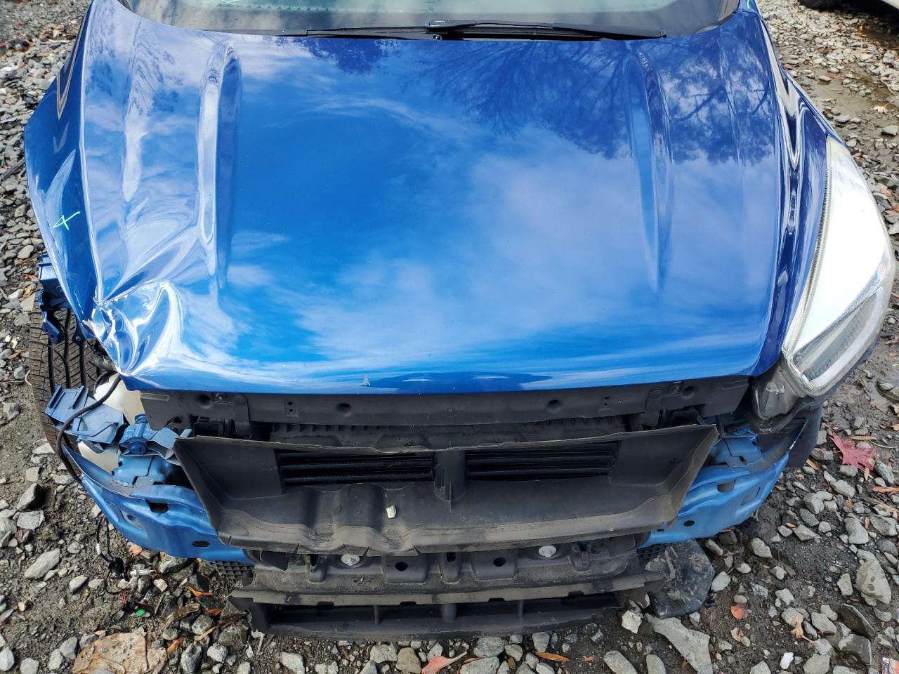 2017 Ford Escape VIN 1FMCU9G95HUE30925 Copart auction photo, front end / minor dent/scratches damage thumbnail 12