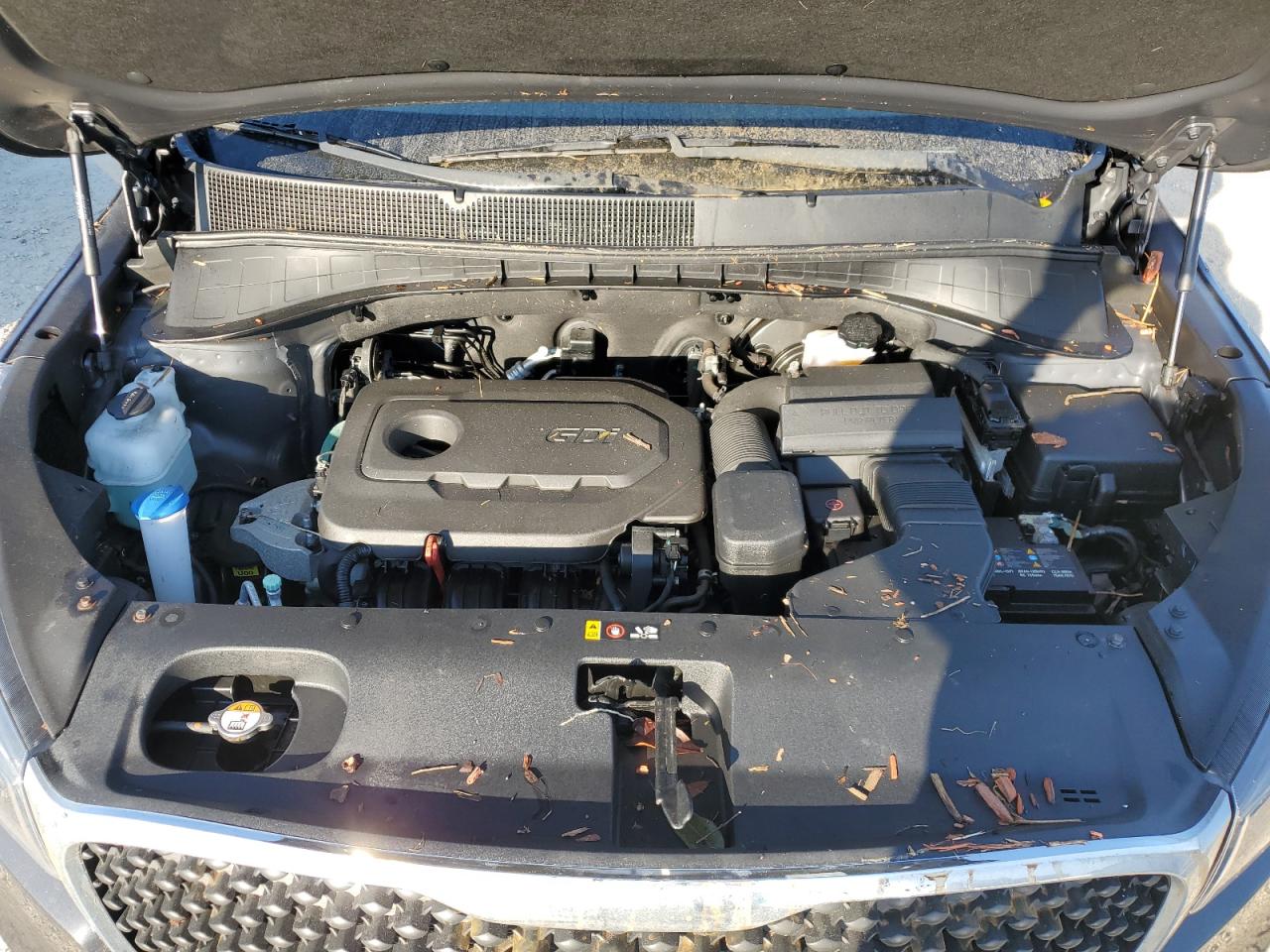 2018 KIA Sorento VIN 5XYPG4A38JG344438 Copart auction photo, water/flood damage thumbnail 12
