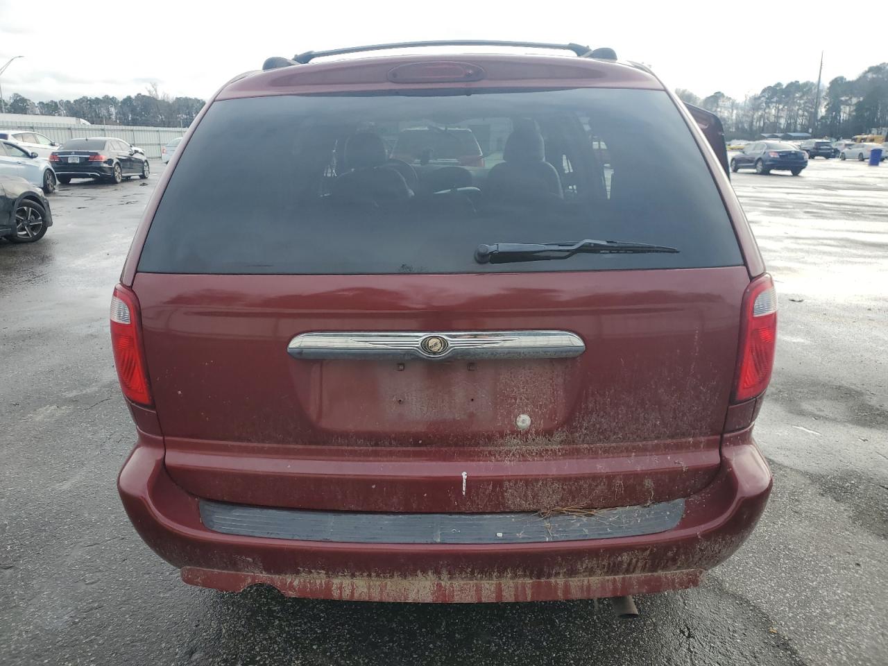 2007 Chrysler Town & Country VIN 2A4GP54L97R315885 Copart auction photo, front end damage thumbnail 6