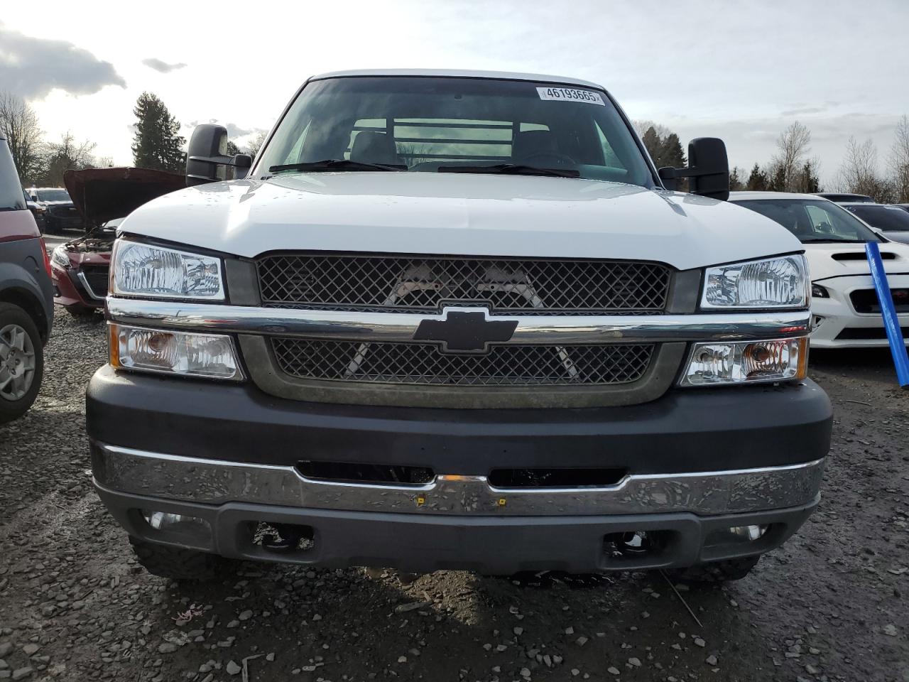 2003 Chevrolet Silverado VIN 1GCHK29163E281877 Copart auction photo, normal wear / mechanical damage thumbnail 5