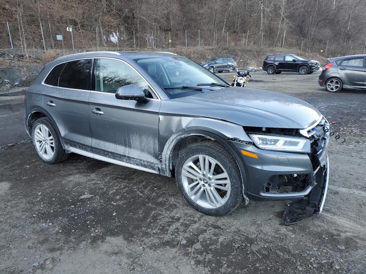 2018 Audi Q5 VIN WA1BNAFY0J2122189 Copart auction photo, front end / minor dent/scratches damage thumbnail 4