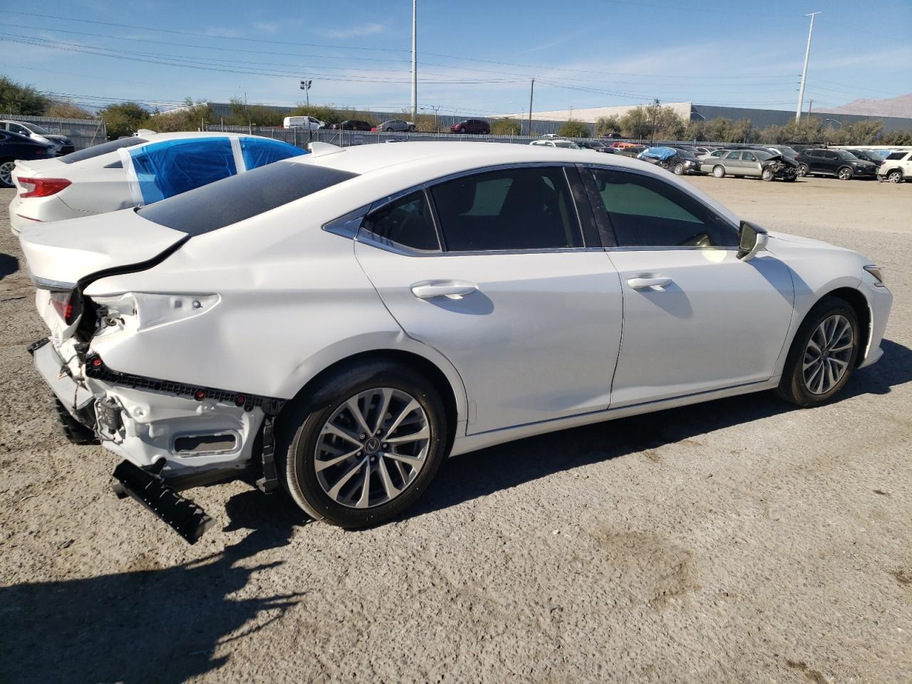 2024 Lexus ES VIN 58ACZ1B11RU179061 Copart auction photo, rear end damage thumbnail 3