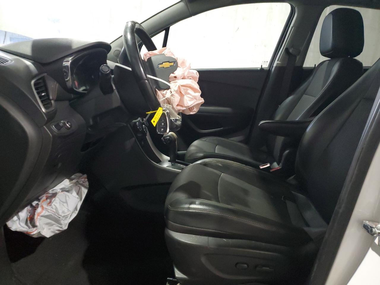 2020 Chevrolet Trax VIN KL7CJPSB5LB033678 Copart auction photo, front end damage thumbnail 7