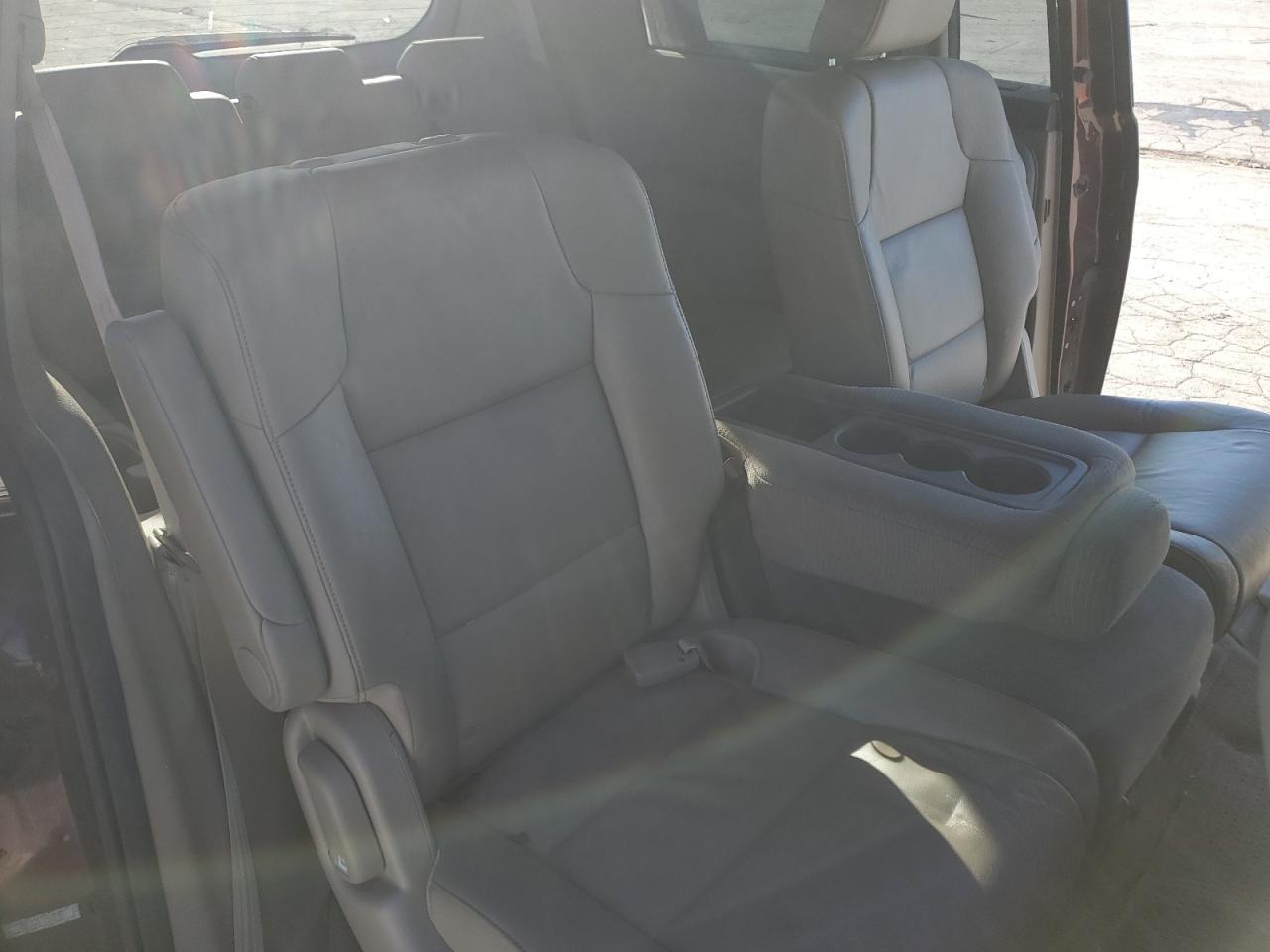 2012 Honda Odyssey VIN 5FNRL5H64CB052242 Copart auction photo, front end / side damage thumbnail 11