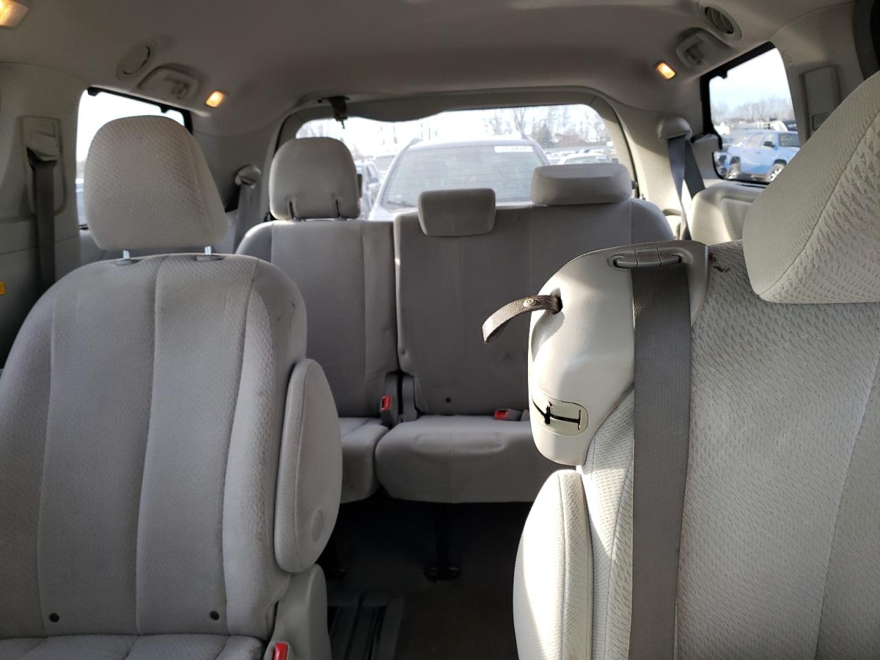 2011 Toyota Sienna VIN 5TDKK3DC4BS097356 Copart auction photo, side damage thumbnail 10