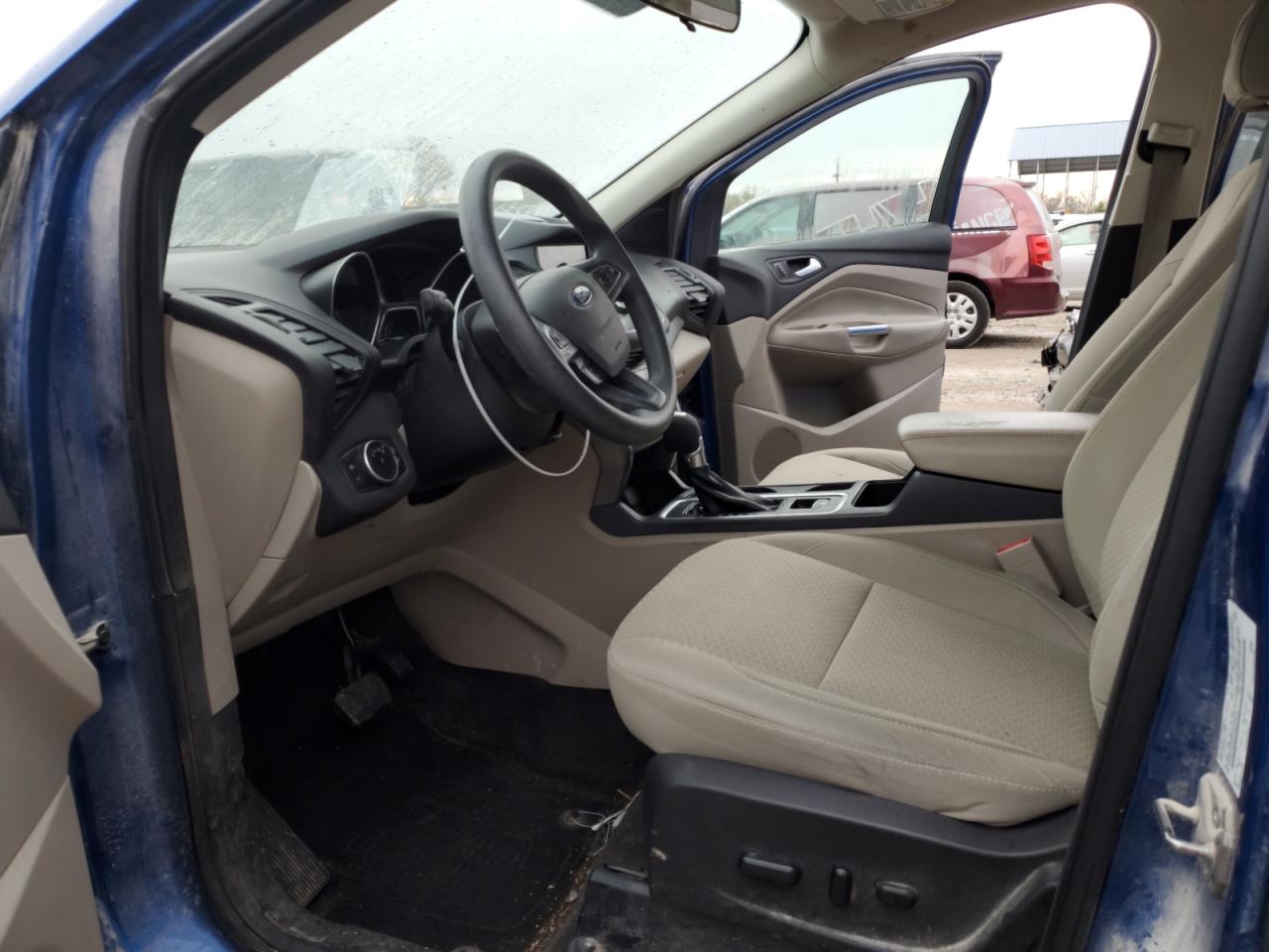 2017 Ford Escape VIN 1FMCU0GD9HUA38630 Copart auction photo, front end damage thumbnail 7
