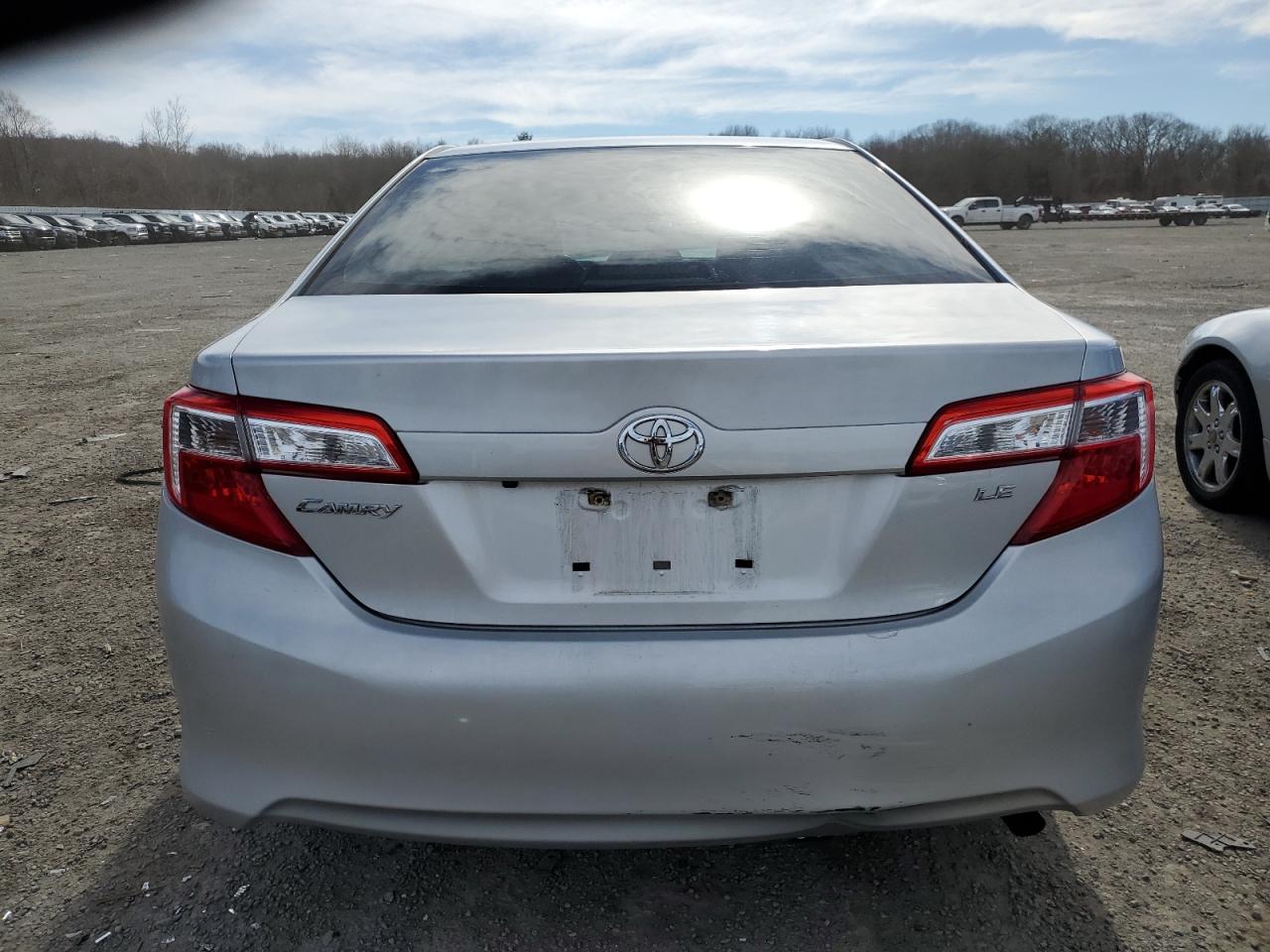 2014 Toyota Camry VIN 4T1BF1FK2EU426399 Copart auction photo, front end / minor dent/scratches damage thumbnail 6