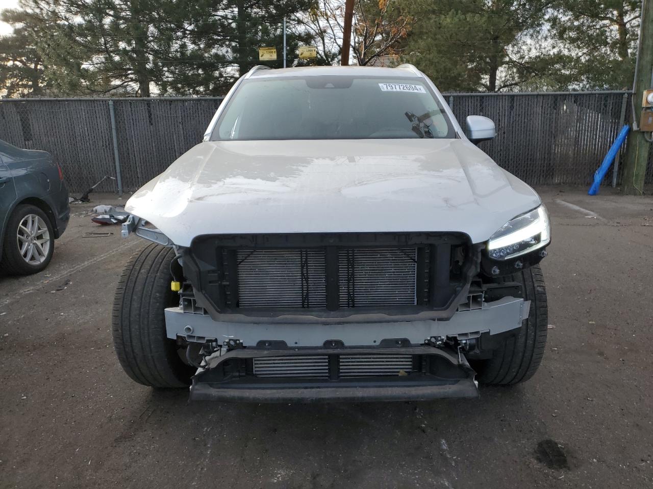 2021 Volvo XC90 VIN YV4A221K8M1702915 Copart auction photo, front end damage thumbnail 5