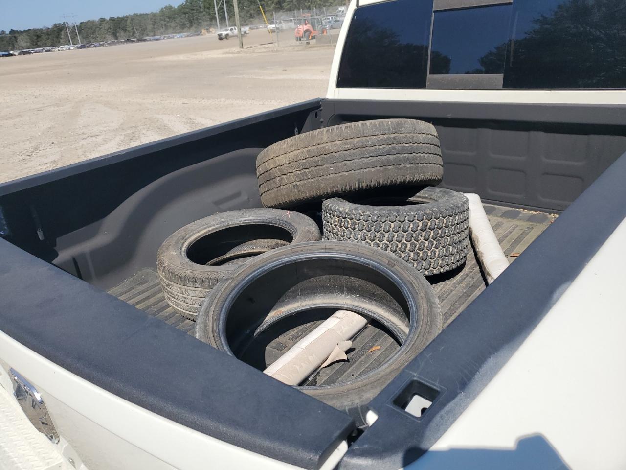 2019 RAM 3500 VIN 3C63RRML4KG627138 Copart auction photo, side / top/roof damage thumbnail 10