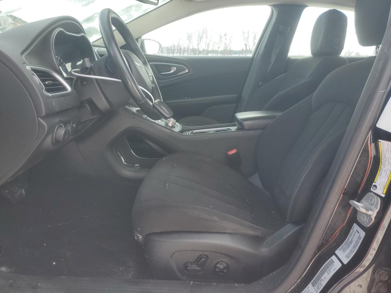 2015 Chrysler 200 VIN 1C3CCCAB6FN528292 Copart auction photo, side / front end damage thumbnail 7