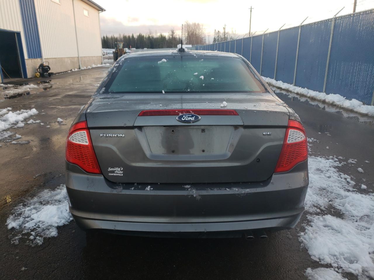 2011 Ford Fusion VIN 3FAHP0HA6BR142163 Copart auction photo, minor dent/scratches damage thumbnail 6