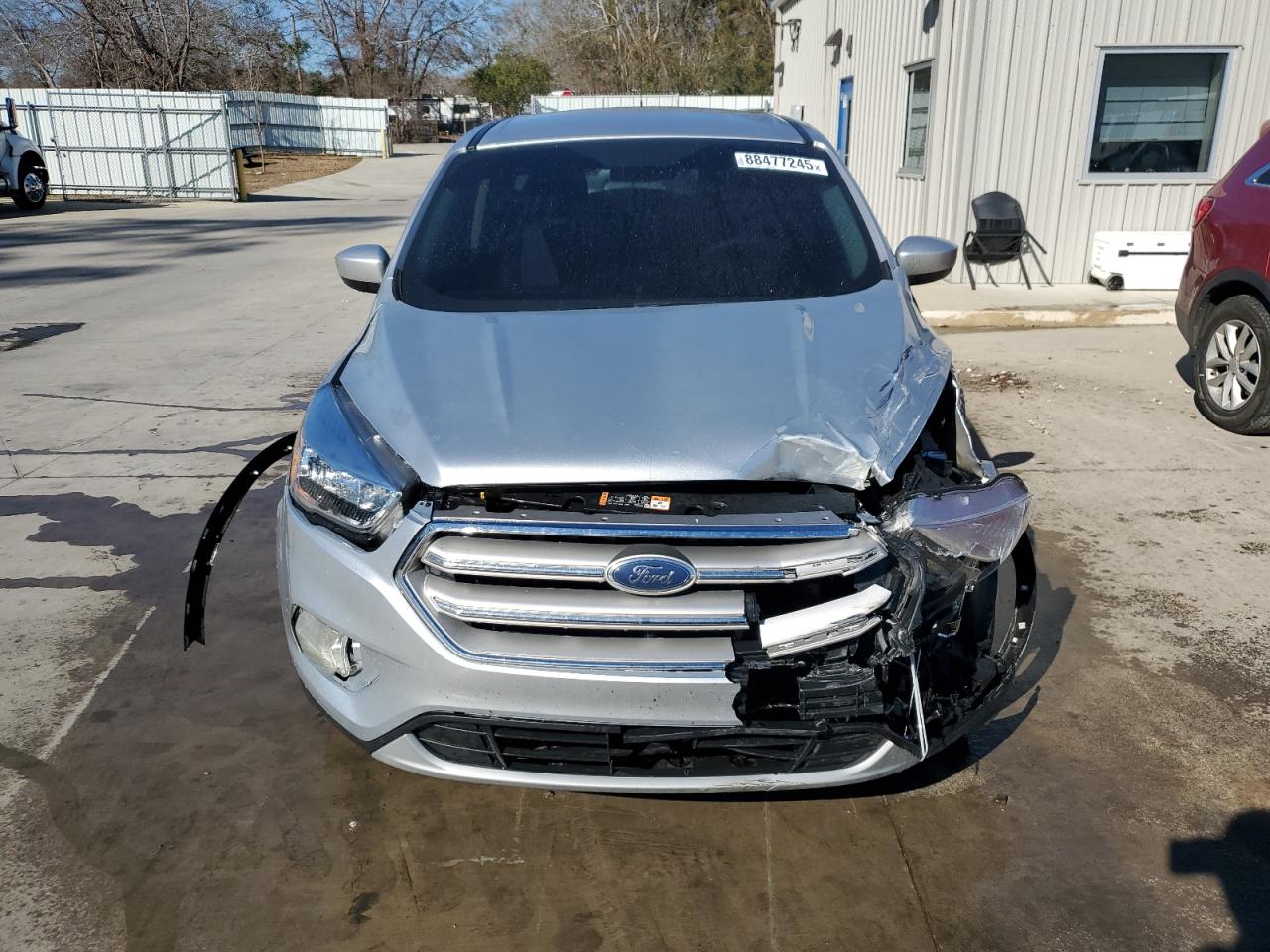 2017 Ford Escape VIN 1FMCU0GD0HUC59517 Copart auction photo, front end / minor dent/scratches damage thumbnail 5
