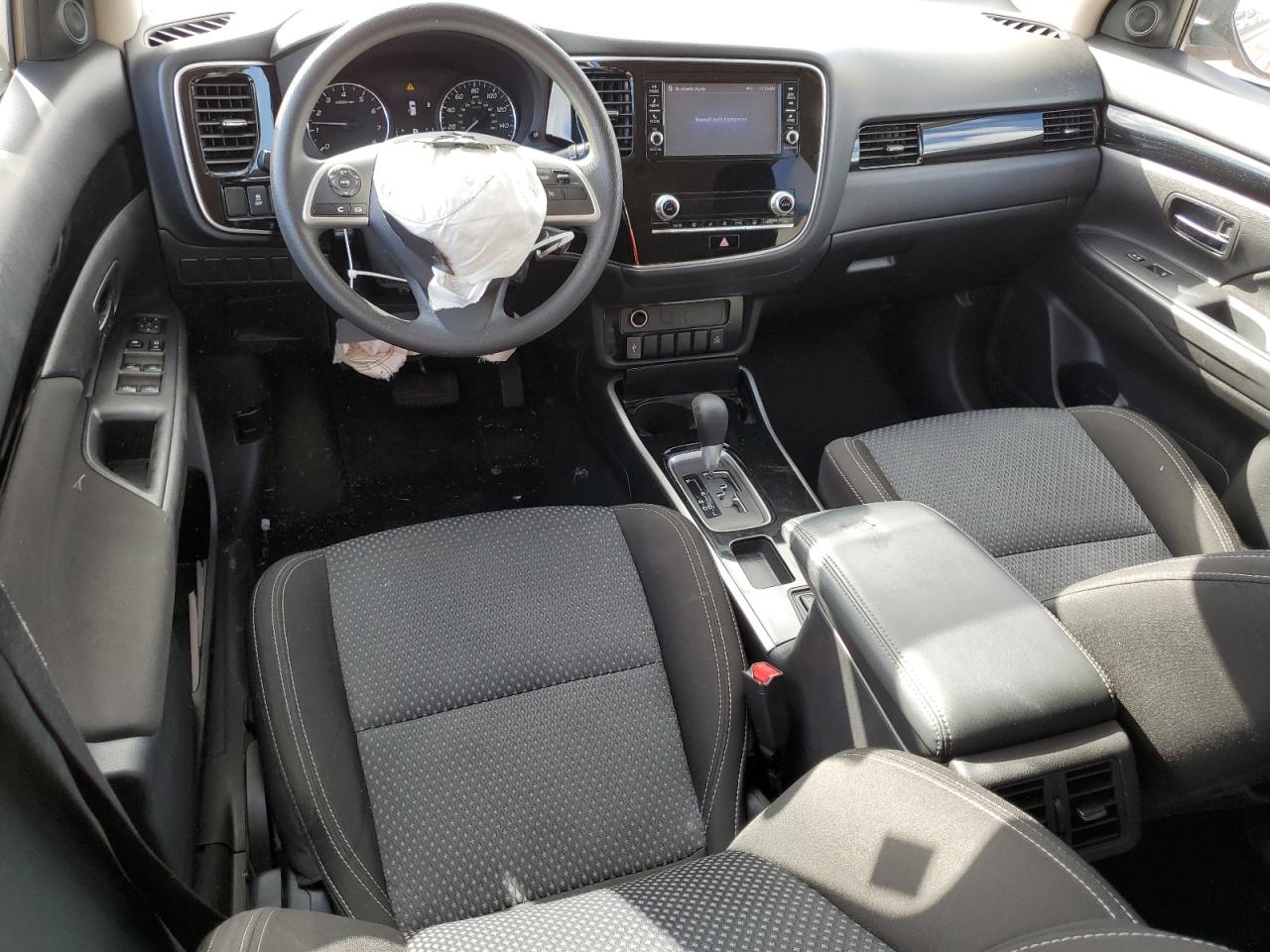 2020 Mitsubishi Outlander VIN JA4AD2A34LZ018332 Copart auction photo, front end / minor dent/scratches damage thumbnail 8