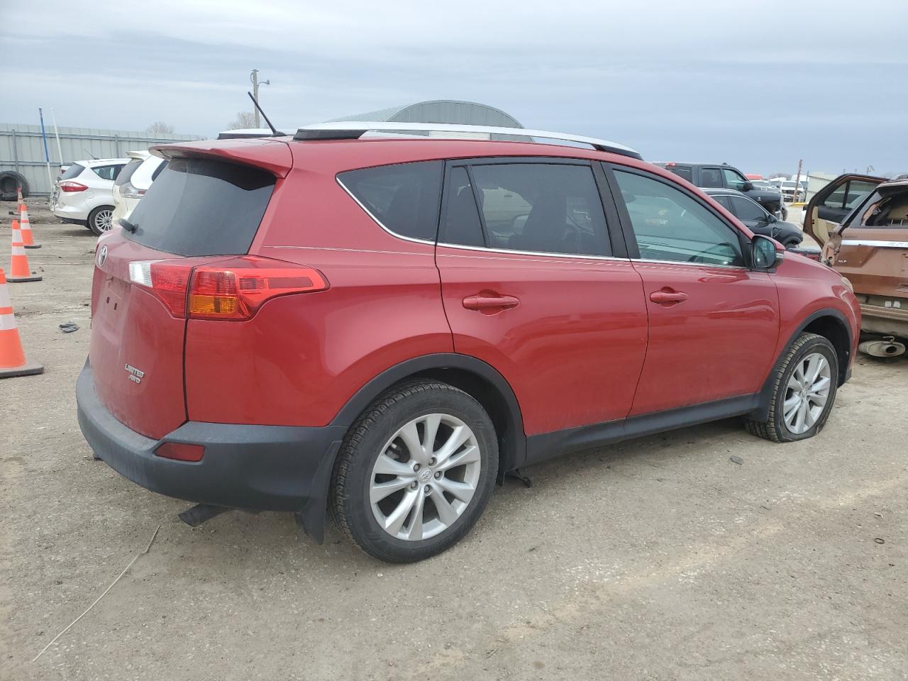 2013 Toyota RAV 4 VIN 2T3DFREV8DW072137 Copart auction photo, rear end damage thumbnail 3