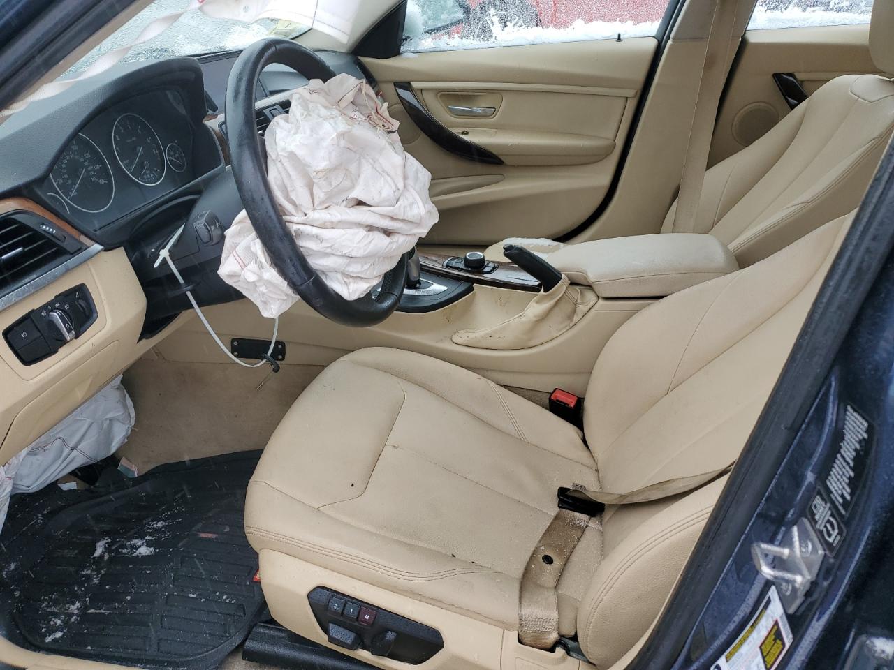 2013 BMW 3er VIN WBA3B5C51DF593606 Copart auction photo, side / front end damage thumbnail 7