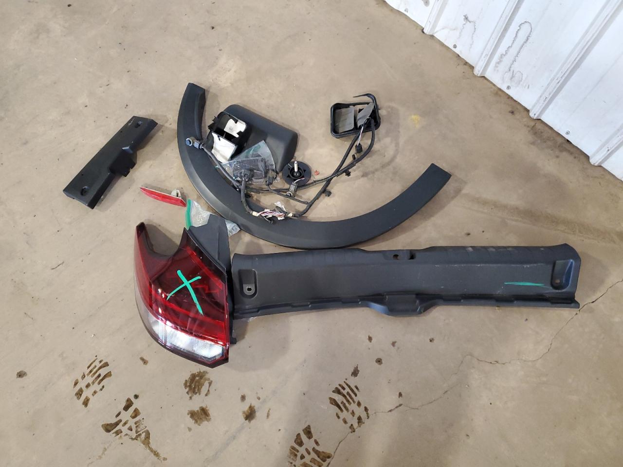 2022 Nissan Kicks VIN 3N1CP5CV8NL523535 Copart auction photo, rear end / side damage thumbnail 12