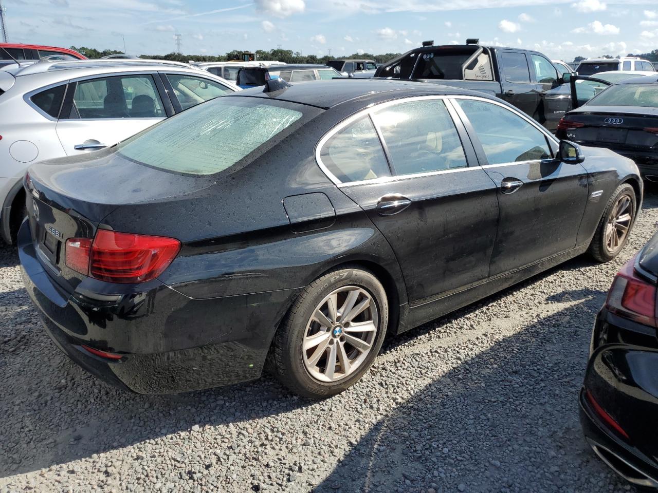 2015 BMW 5er VIN WBA5A5C56FD523657 Copart auction photo, water/flood damage thumbnail 3