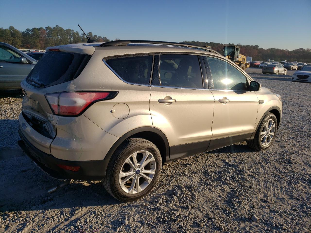 2018 Ford Escape VIN 1FMCU0HD1JUB09761 Copart auction photo, rear end / front end damage thumbnail 3