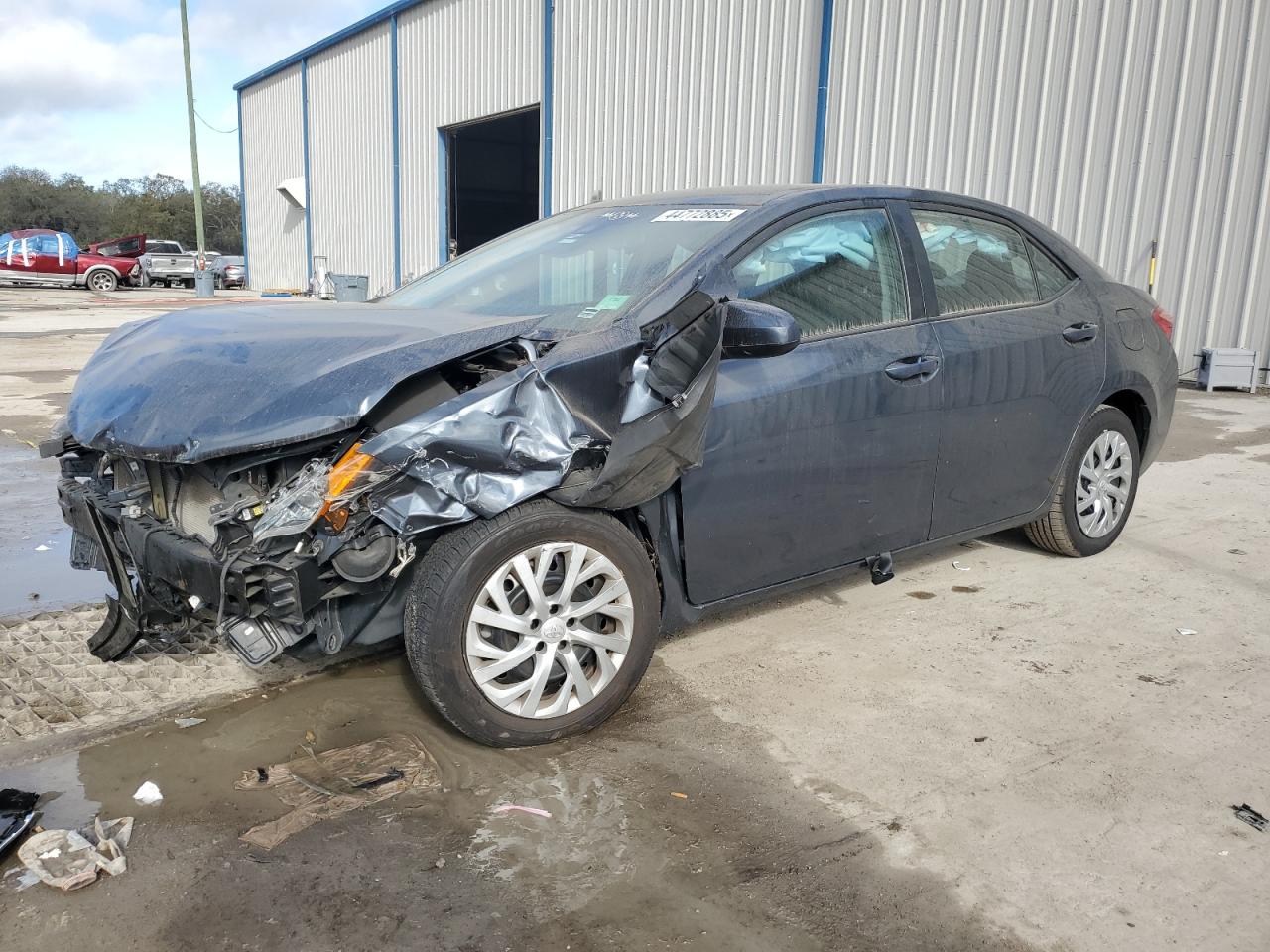 2019 Toyota Corolla VIN 2T1BURHE0KC243575