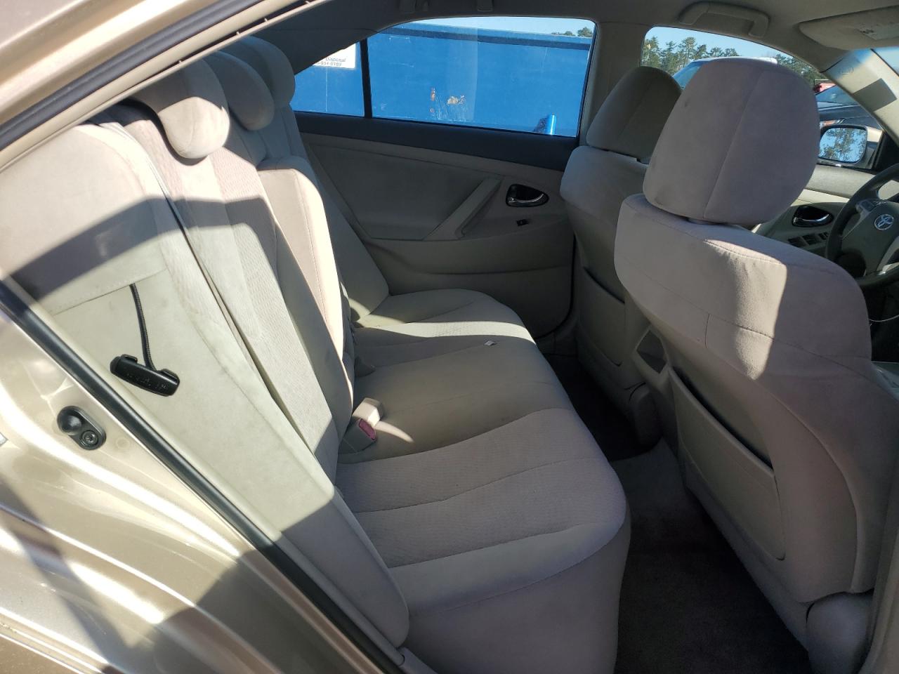 2010 Toyota Camry VIN 4T1BF3EKXAU038957 Copart auction photo, rear end / minor dent/scratches damage thumbnail 10