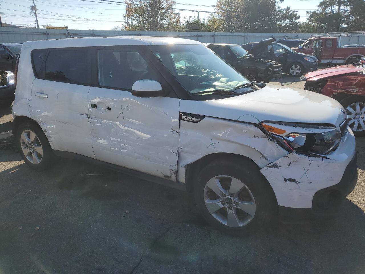 2019 KIA Soul VIN KNDJN2A27K7911437 Copart auction photo, all over damage thumbnail 4