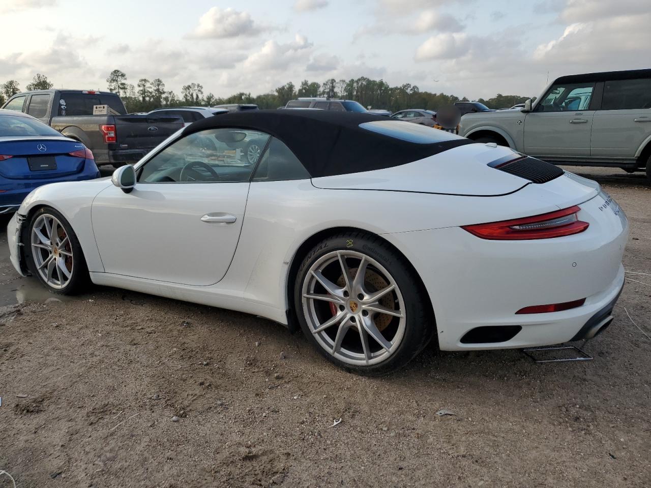 2017 Porsche 911 VIN WP0CA2A99HS141149 Copart auction photo, front end damage thumbnail 2