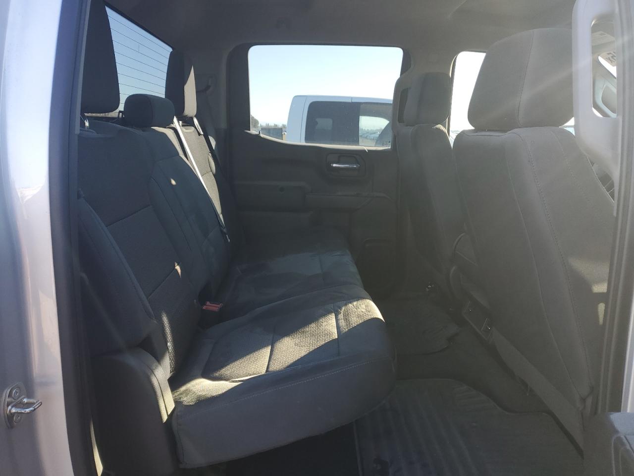 2019 Chevrolet Silverado VIN 3GCPYAEH3KG206231 Copart auction photo, front end / rear end damage thumbnail 10