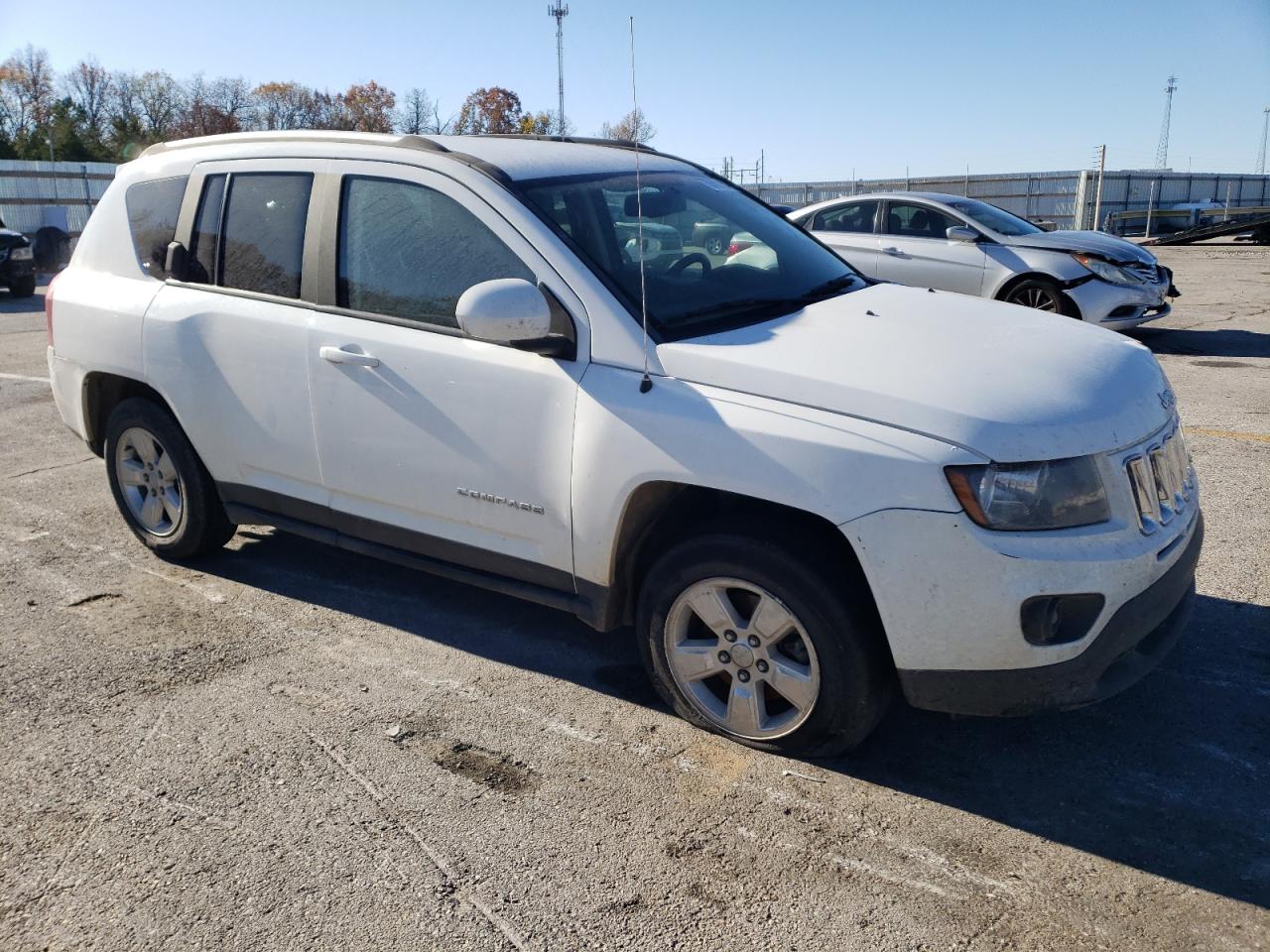 2016 Jeep Compass VIN 1C4NJCEB5GD543037 Copart auction photo, front end / mechanical damage thumbnail 4
