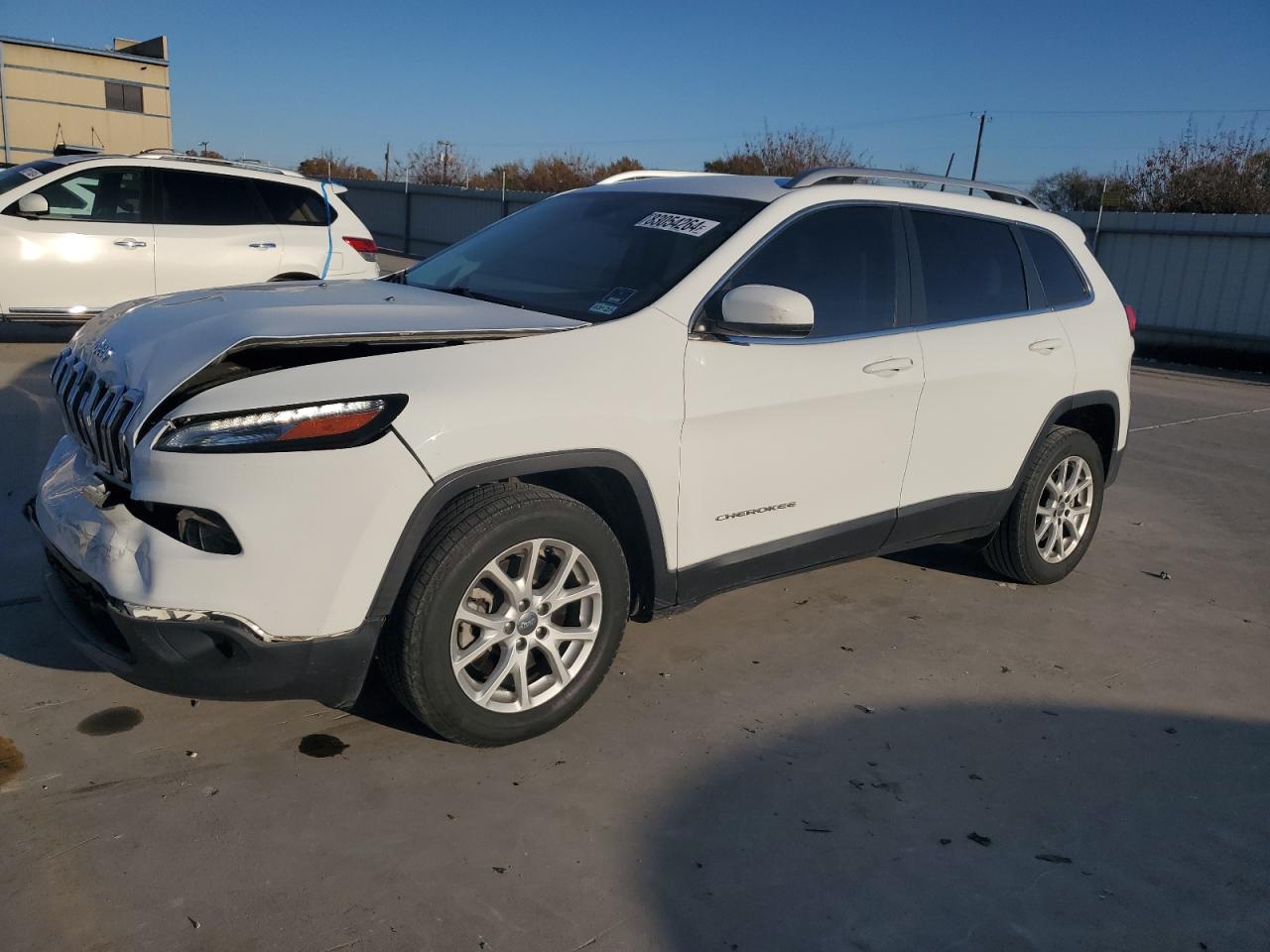 2017 Jeep Grand Cherokee VIN 1C4PJLCB0HW667475