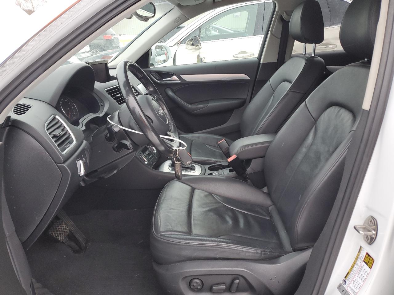 2015 Audi Q3 VIN WA1GFCFS0FR001459 Copart auction photo, undercarriage / minor dent/scratches damage thumbnail 7
