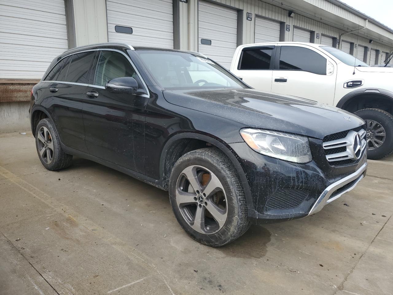 2018 Mercedes-Benz GLC VIN WDC0G4KB6JV106372 Copart auction photo, vandalism damage thumbnail 4