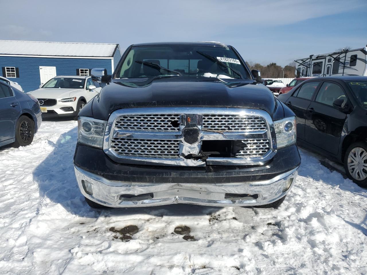 2017 RAM 1500 VIN 1C6RR7JT6HS579128 Copart auction photo, front end / minor dent/scratches damage thumbnail 5