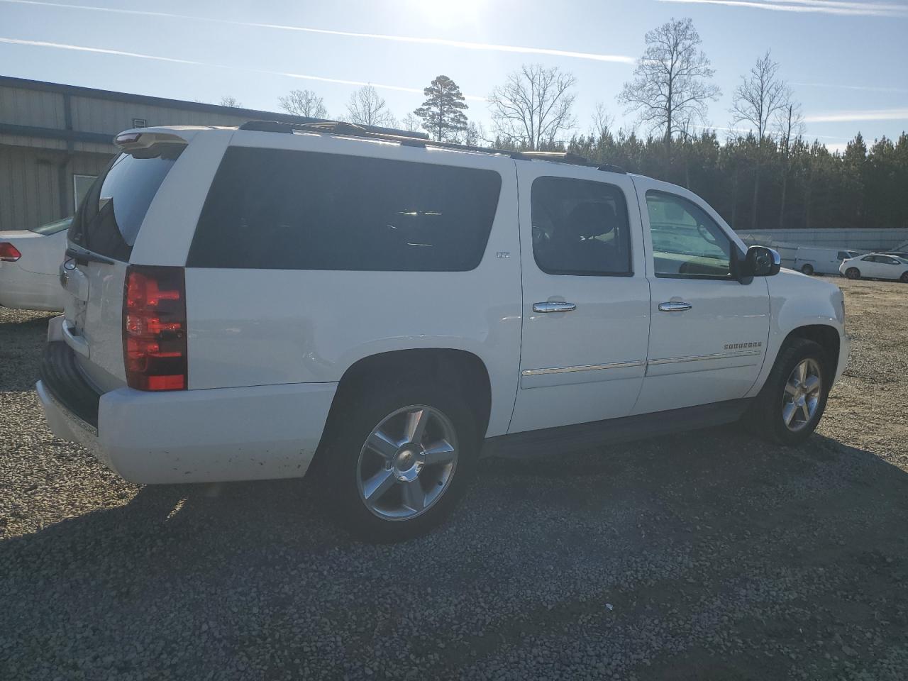 2013 Chevrolet Suburban VIN 1GNSKKE74DR271057 Copart auction photo, rear end damage thumbnail 3