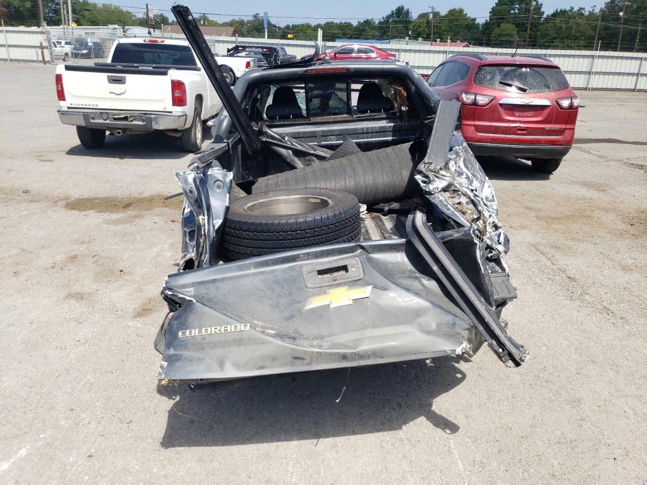 2016 Chevrolet Colorado VIN 1GCHTDE39G1372333 Copart auction photo, all over damage thumbnail 6