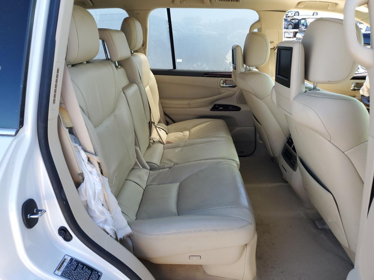 2015 Lexus LX VIN JTJHY7AX8F4180648 Copart auction photo, front end damage thumbnail 12