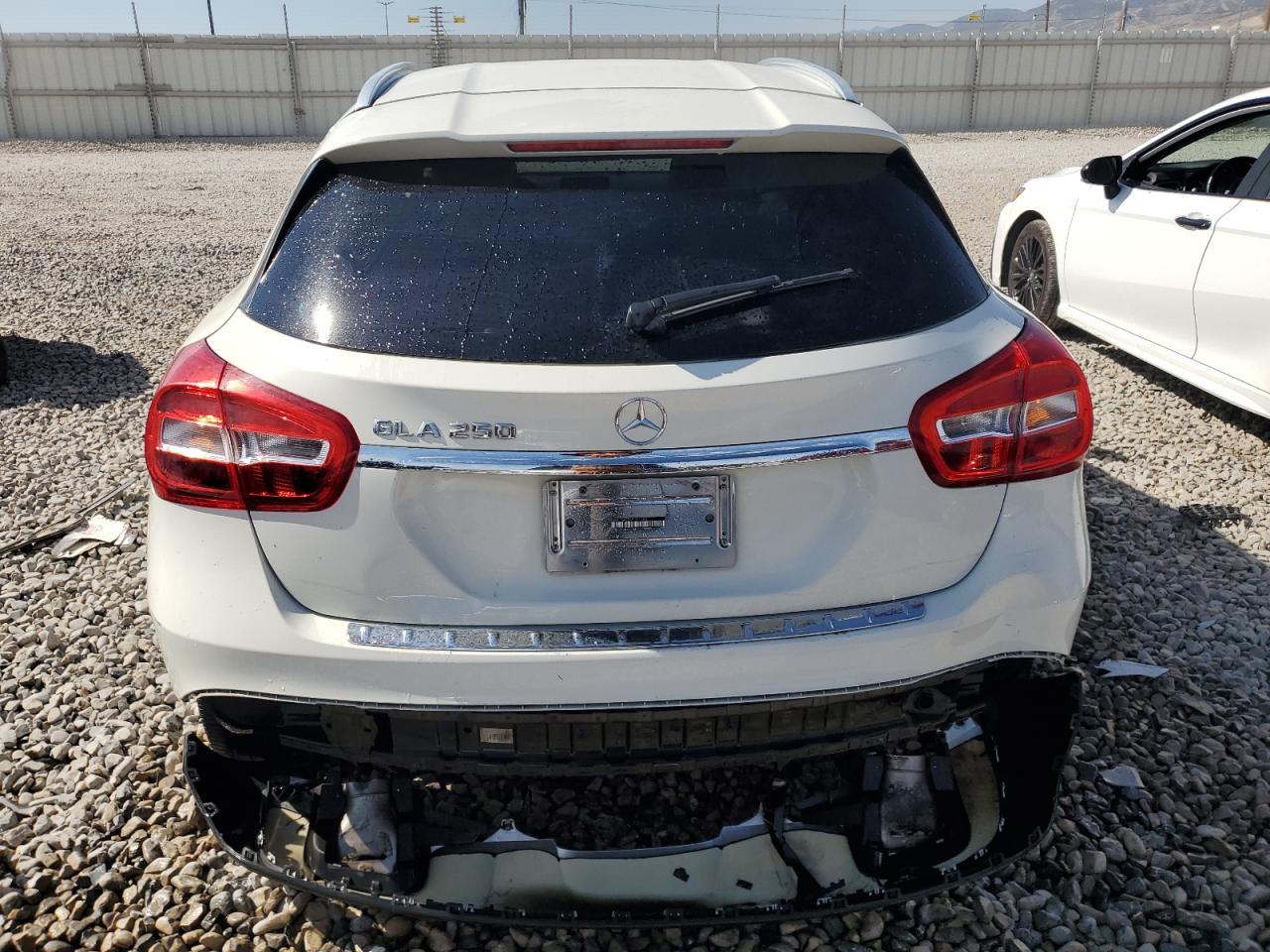 2015 Mercedes-Benz GLA-klasse VIN WDCTG4EB3FJ101380 Copart auction photo, minor dent/scratches damage thumbnail 6
